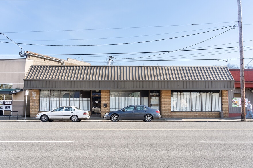 More Photos Of 7314-7320 NE Sandy Blvd, Portland Storefront Retail Office For Lease