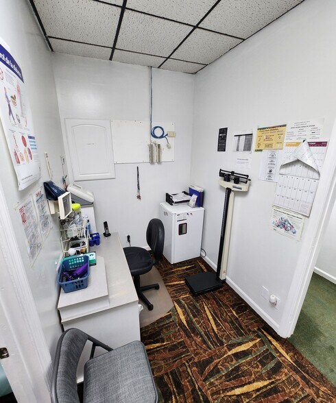 More Photos Of 3003 S Congress Ave, Lake Worth Medical For Sale