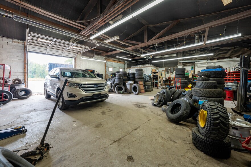 More Photos Of 15995 ON-12 Hwy, Scugog Auto Repair For Sale