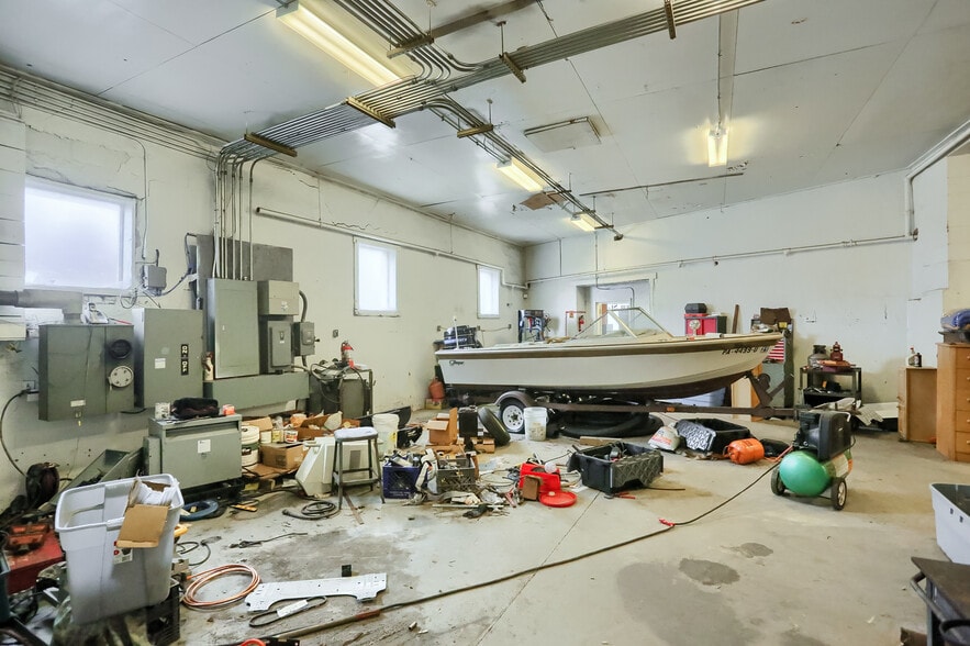 More Photos Of 97 Helen St, McKees Rocks Warehouse For Sale