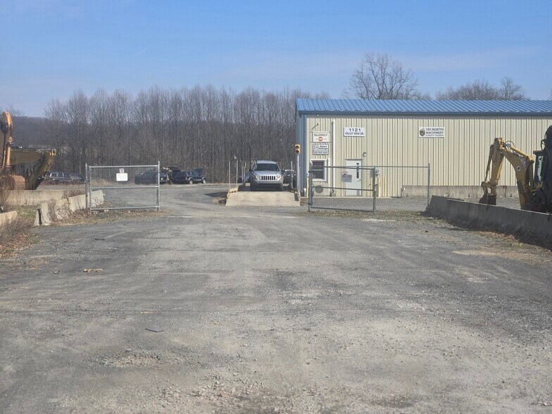 Primary Photo Of 1121 Valley View Dr, Bangor Land For Lease