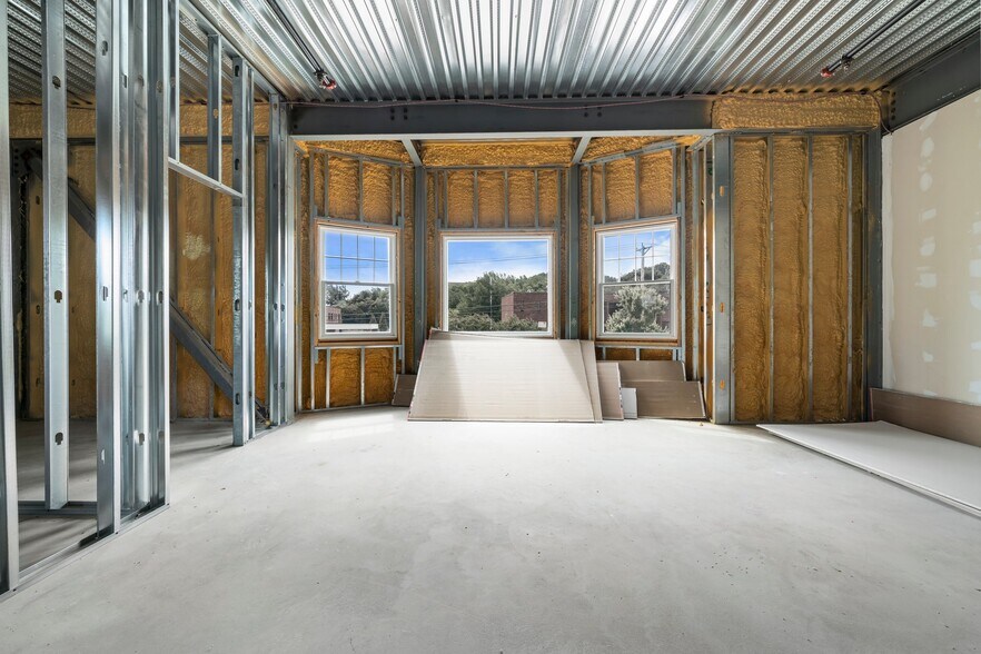 More Photos Of 386 Merrimack St, Methuen Medical For Sale