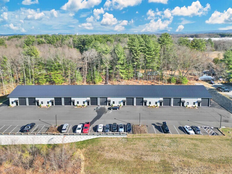 More Photos Of 29 Moody Rd, Enfield Warehouse For Lease