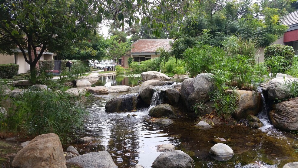 More Photos Of 1524 Brookhollow Dr, Santa Ana Coworking Space