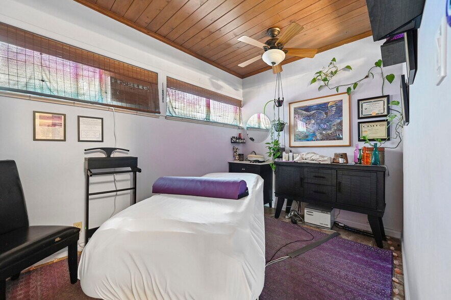 More Photos Of 2402 N Nevada Ave, Colorado Springs Freestanding For Sale