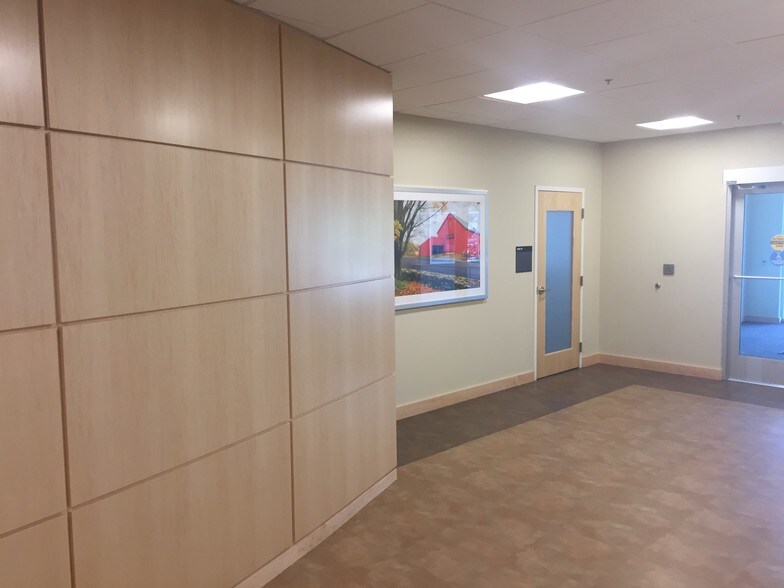 More Photos Of 600 Primrose St, Haverhill Medical For Lease