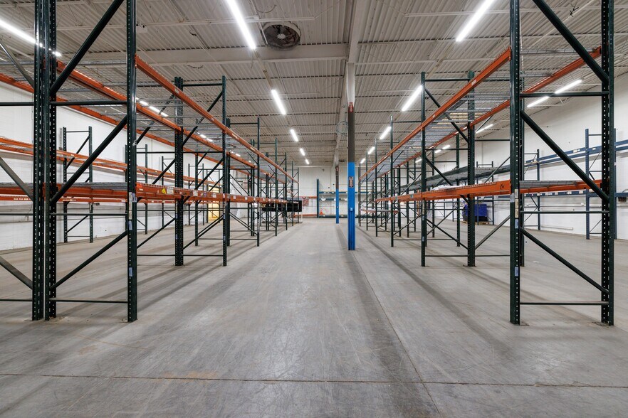 More Photos Of 29601-29607 Hall St, Solon Warehouse For Lease
