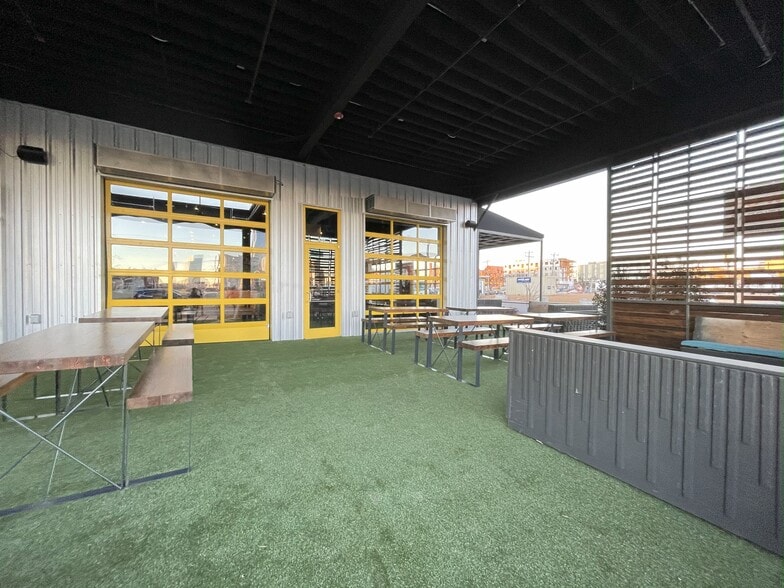 More Photos Of 401 NW 10th St, Oklahoma City Restaurant For Lease