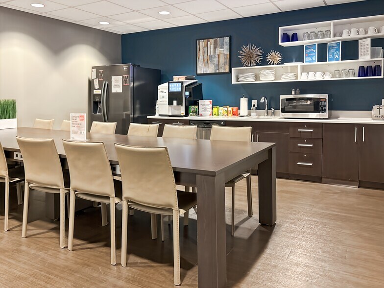 More Photos Of 233 S 13th St, Lincoln Coworking Space
