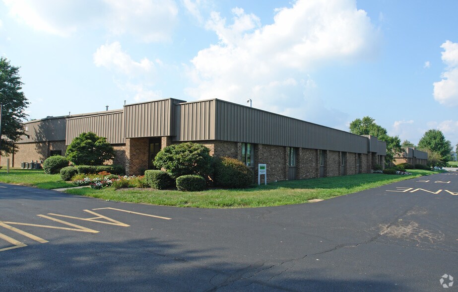 More Photos Of 19 Lukens Dr, New Castle Warehouse For Lease