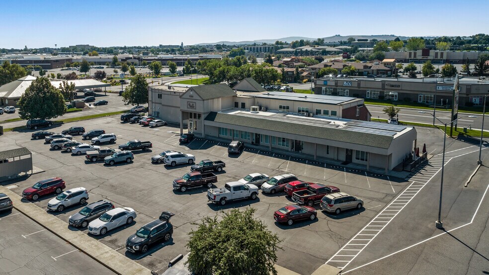 More Photos Of 8390 W Gage Blvd, Kennewick Office For Lease