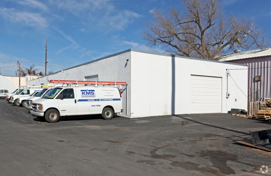 More Photos Of 5004 E Archer St, Tulsa Warehouse For Sale