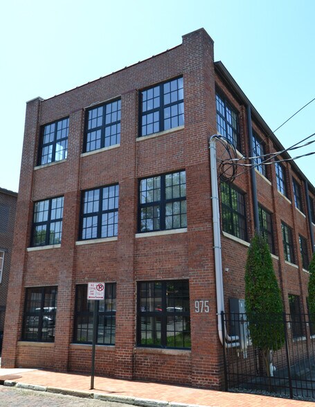 More Photos Of 982 S Front St, Columbus Apartments For Lease