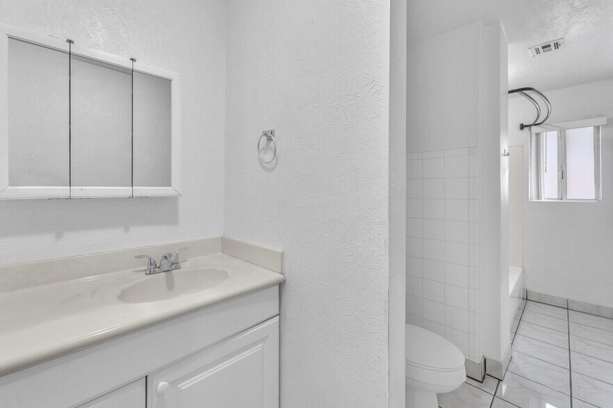 More Photos Of 2130 E Maule Ave, Las Vegas Land For Sale