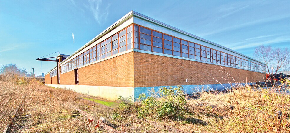More Photos Of 5520 Armour Dr, Houston Warehouse For Lease