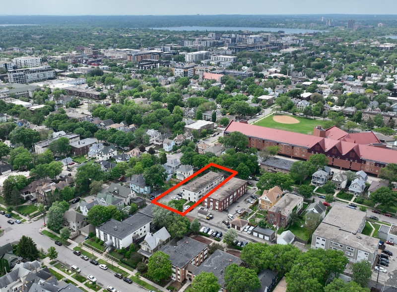 More Photos Of 2637 Pleasant Ave S, Minneapolis Apartments For Sale
