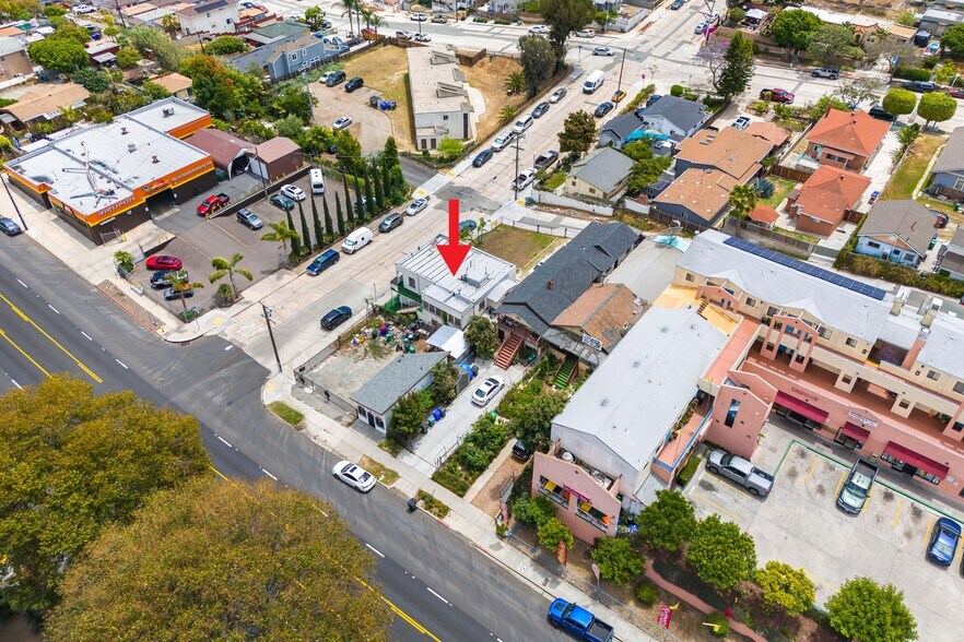 More Photos Of 2693 Market St, San Diego Freestanding For Sale