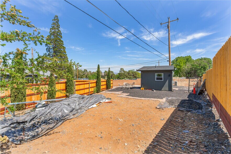 More Photos Of 99 Bartlett St, Reno Apartments For Sale