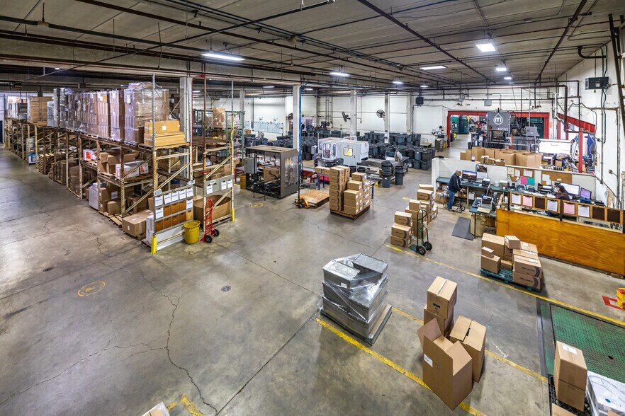 More Photos Of 110 Lincoln St, Johnson Creek Manufacturing For Sale