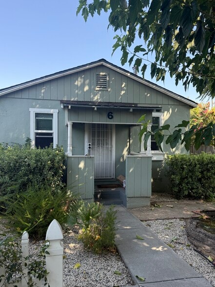 More Photos Of 101 Elliott St, Winters Apartments For Sale