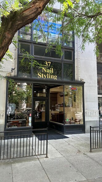 More Photos Of 31-39 E Gay St, Columbus Loft Creative Space For Lease