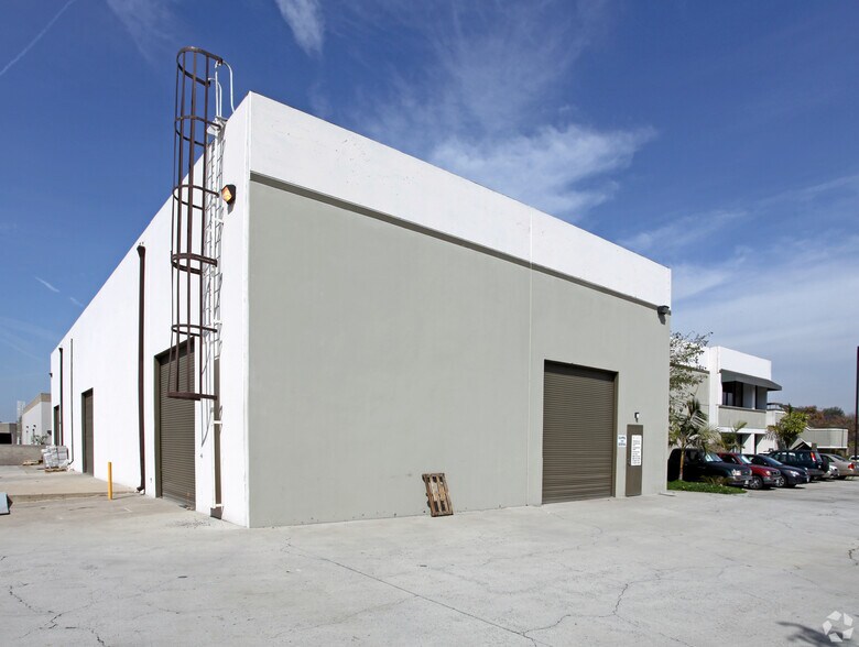 More Photos Of 3 Whatney, Irvine Research And Development For Sale