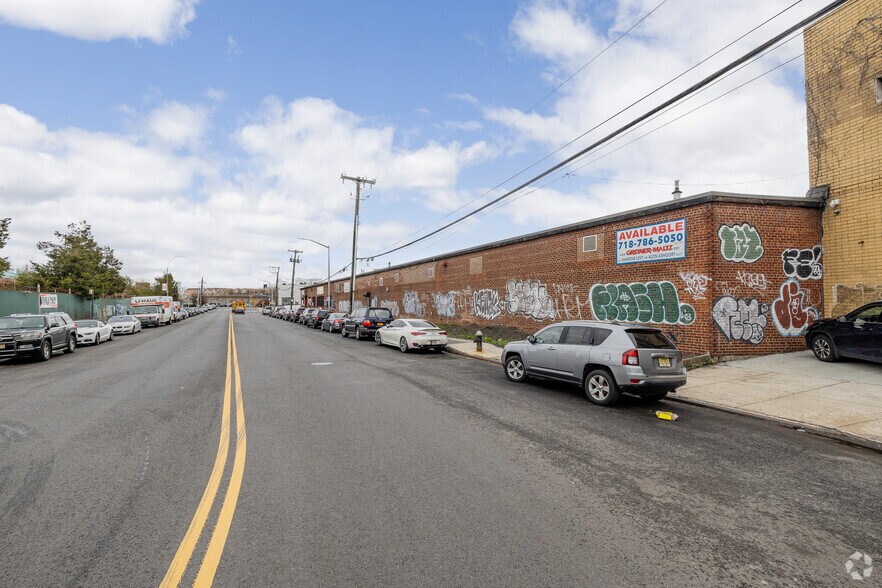 More Photos Of 107-20 Avenue D, Brooklyn Warehouse For Lease