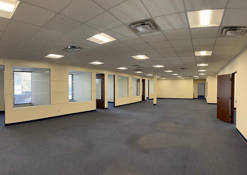 More Photos Of 416 N Stanton St, El Paso Office For Lease