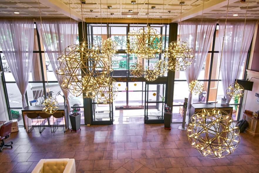 More Photos Of 6205 Ramada Dr, Clemmons Hotel For Sale