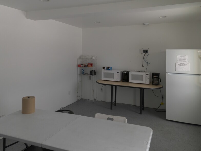 More Photos Of 2616 N US Highway 131, Elmira Industrial For Sale