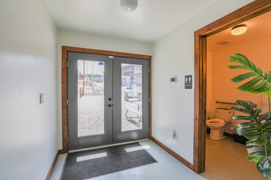 More Photos Of 102 Mexican ave, Cloudcroft Apartments For Sale