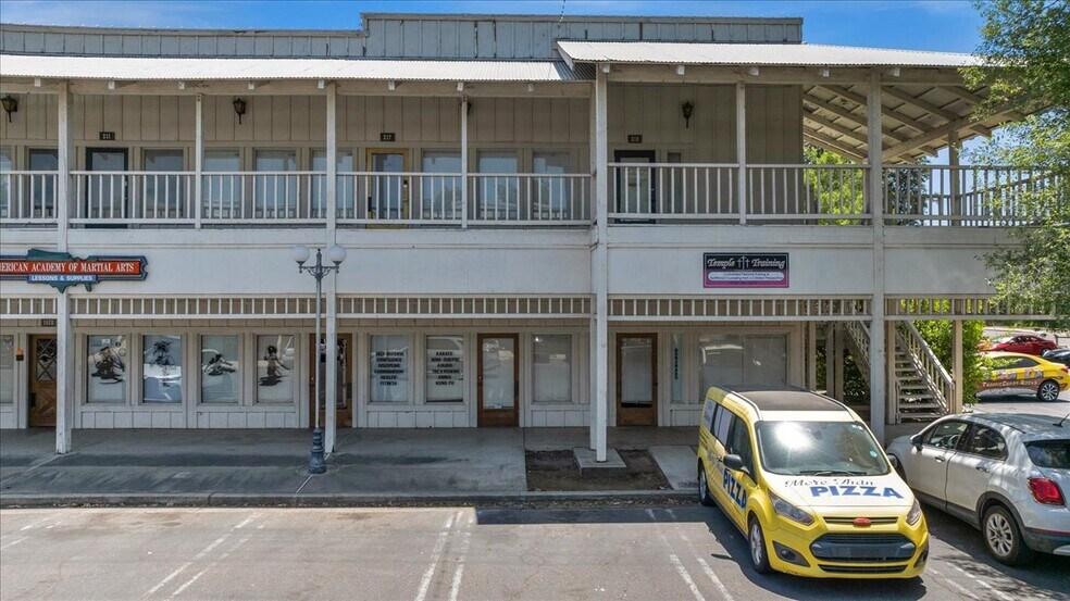 More Photos Of 1458-1468 Clovis Ave, Clovis Freestanding For Lease