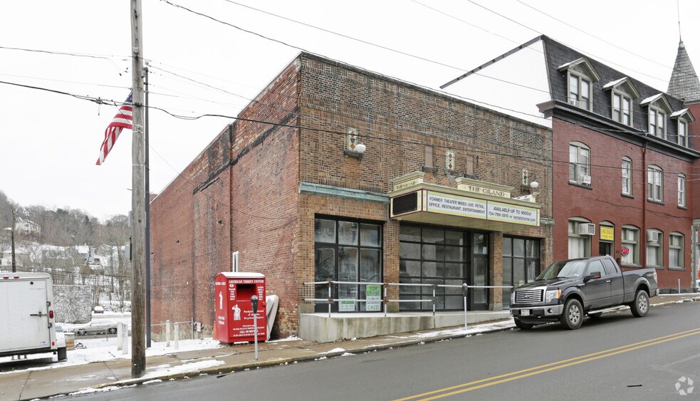 More Photos Of 104 E Lincoln Ave, Mc Donald Theater Concert Hall For Lease