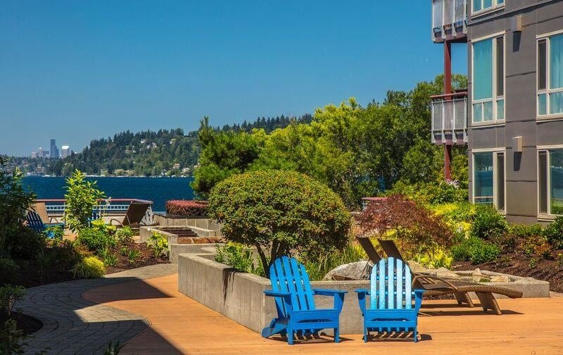 More Photos Of 1133 Lake Washington Blvd, Renton Apartments For Lease