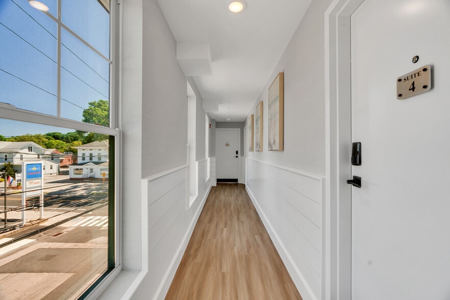 More Photos Of 32 Broadway Ave, Mystic Hotel For Sale