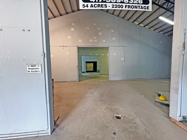 More Photos Of 211 Martingale Dr, Conway Industrial For Sale