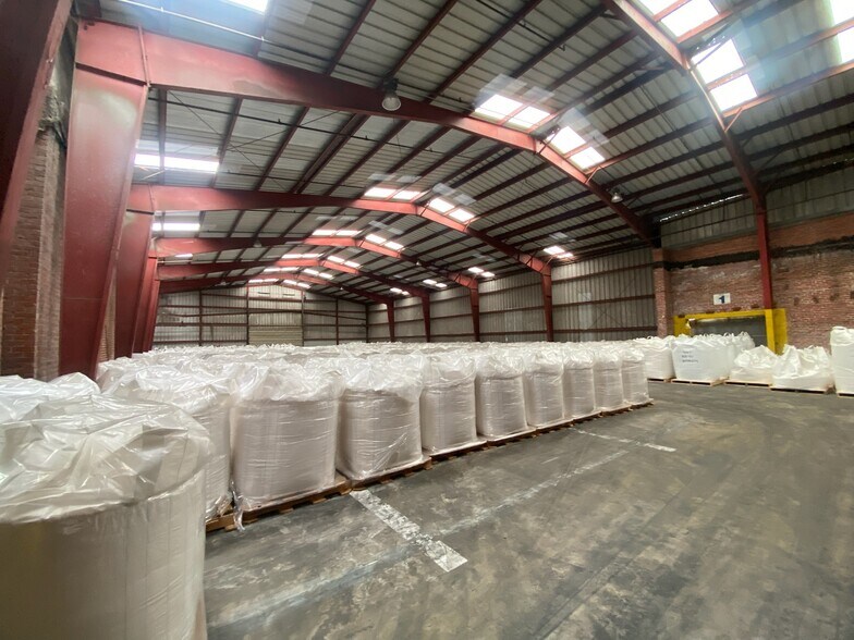 More Photos Of 2391 Levy St, Shreveport Warehouse For Lease