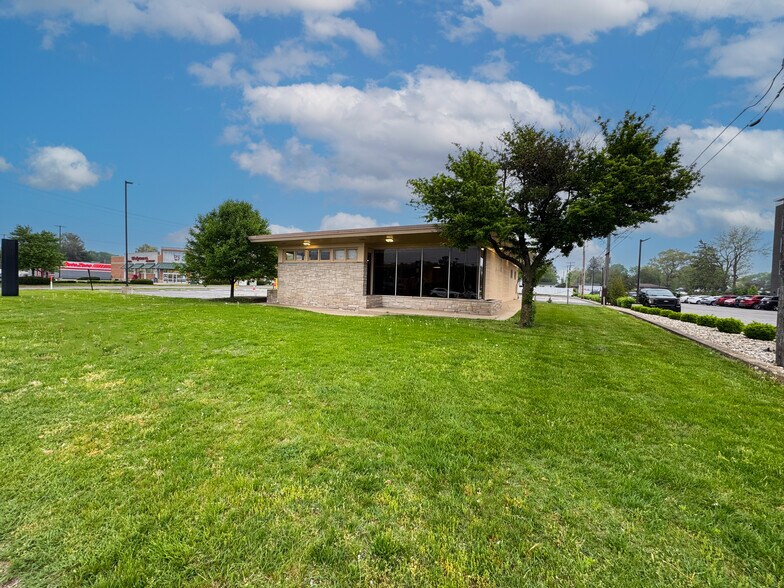 More Photos Of 52530 State 933 hwy, South Bend Office For Lease