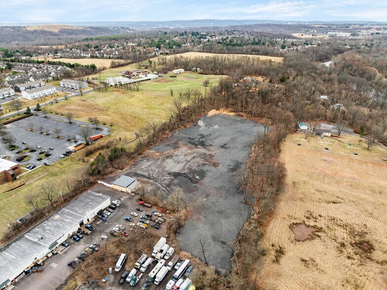 More Photos Of 3938 Ridge Pike, Collegeville Land For Lease