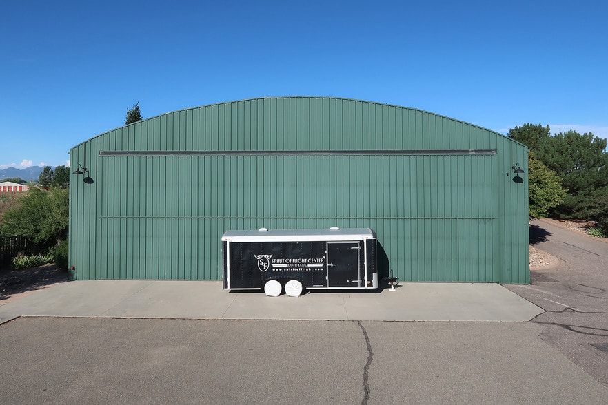 More Photos Of 2650 S Main St, Erie Airplane Hangar For Lease
