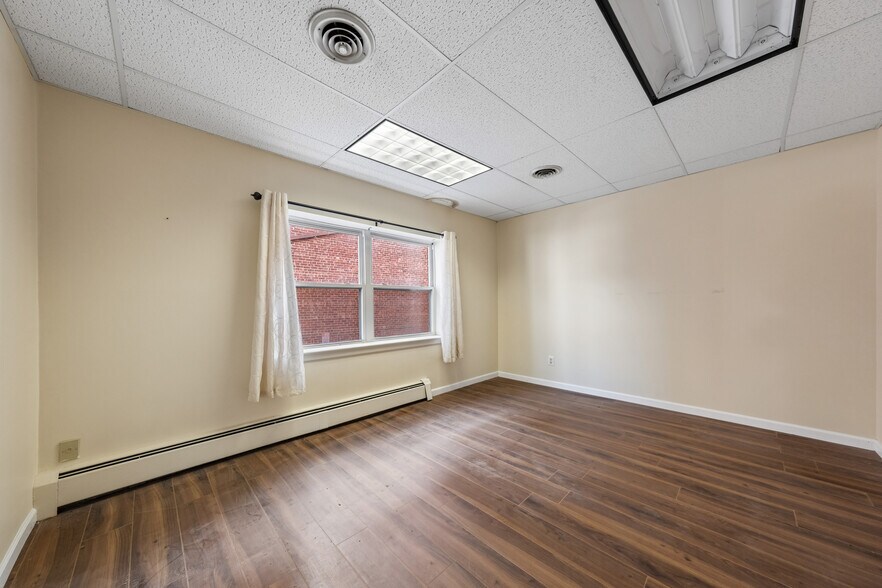 More Photos Of 175 Cedar Ln, Teaneck Medical For Sale