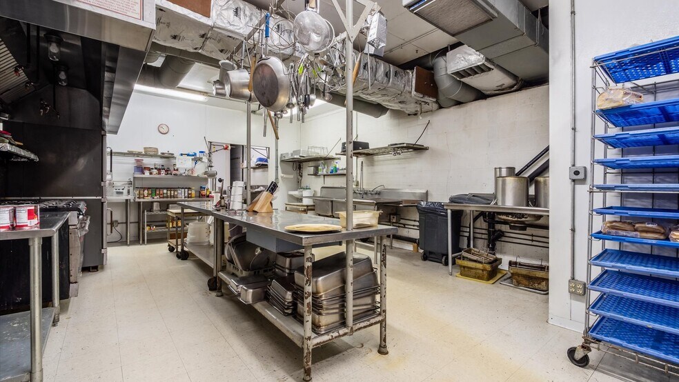 More Photos Of 2000 E Wheeling Ave, Cambridge Storefront For Sale