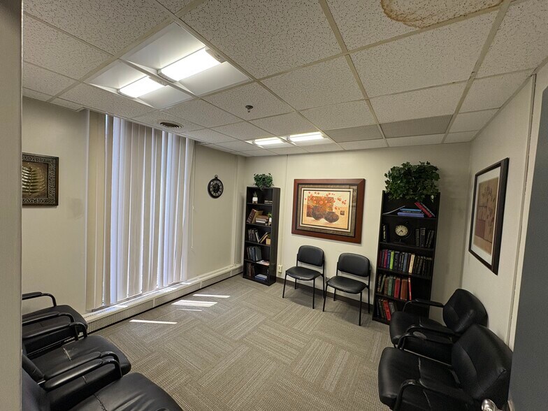 More Photos Of 411 W Division St, Manteno Flex For Sale