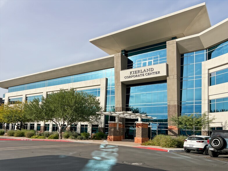 More Photos Of 7047 E Greenway Pky, Scottsdale Coworking Space