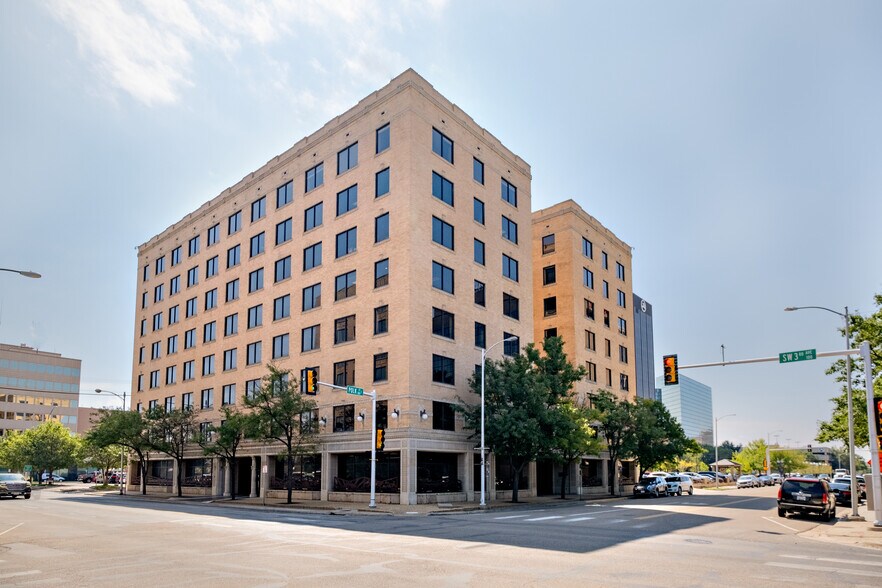 More Photos Of 301 S Polk St, Amarillo Office For Lease