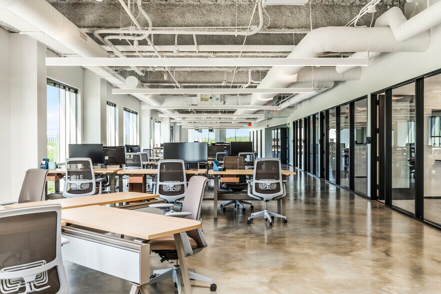 More Photos Of 1010 Sync St, Morrisville Office Residential For Lease