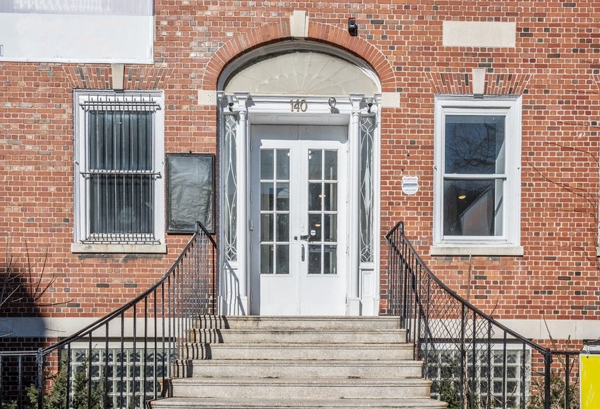 More Photos Of 140 E Hanover St, Trenton Schools For Sale