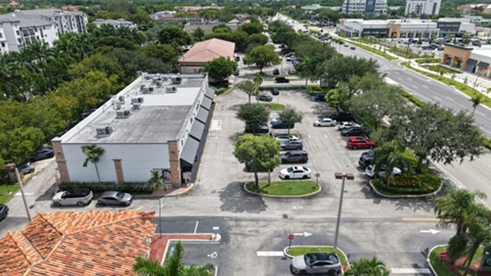More Photos Of 10775-10781 NW 41st St, Doral General Retail For Lease