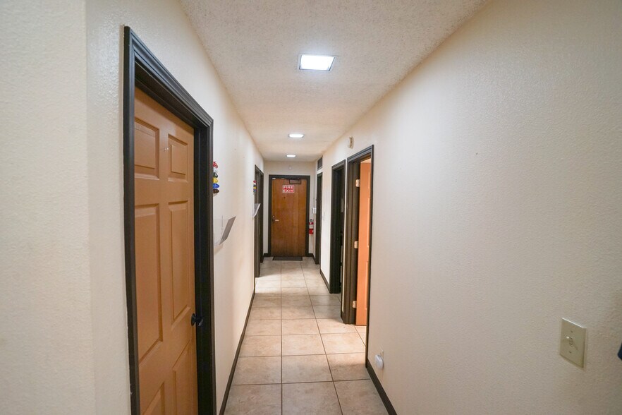 More Photos Of 1060-1080 Delbon Ave, Turlock Medical For Sale
