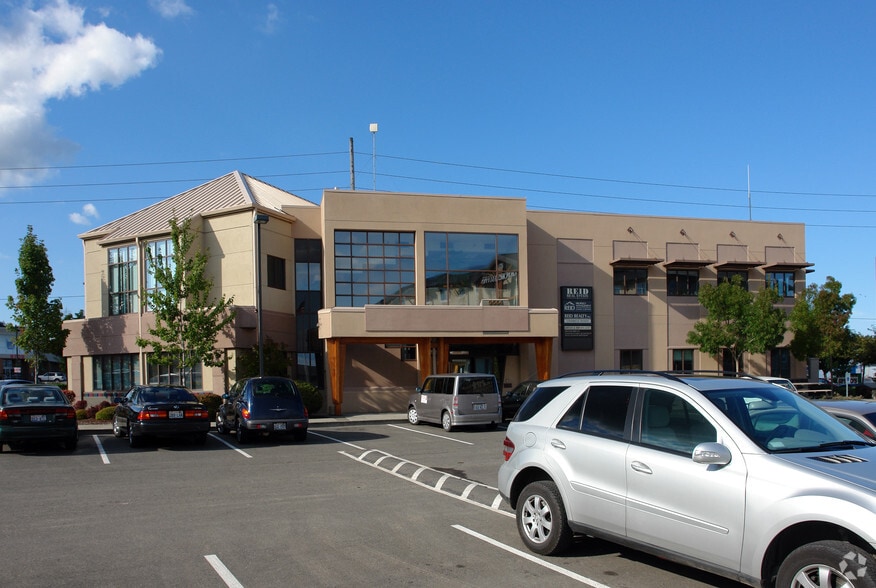 More Photos Of 9564 Silverdale Way, Silverdale Office For Lease